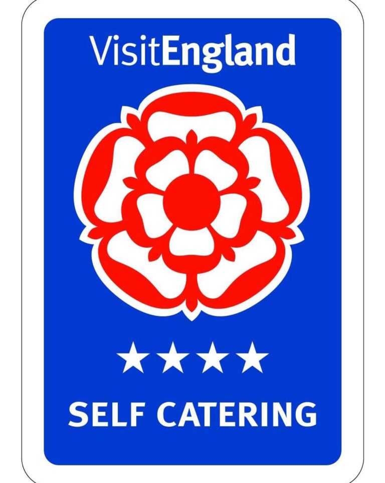4 Star Self Catering 1 1 768x962
