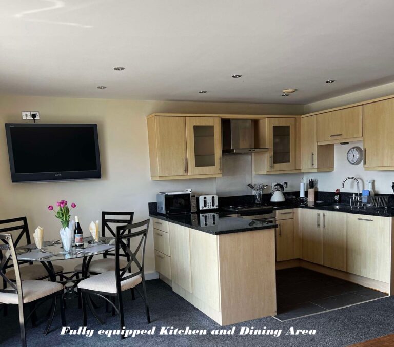 Boardwalk Kitchen Diner 1 768x677