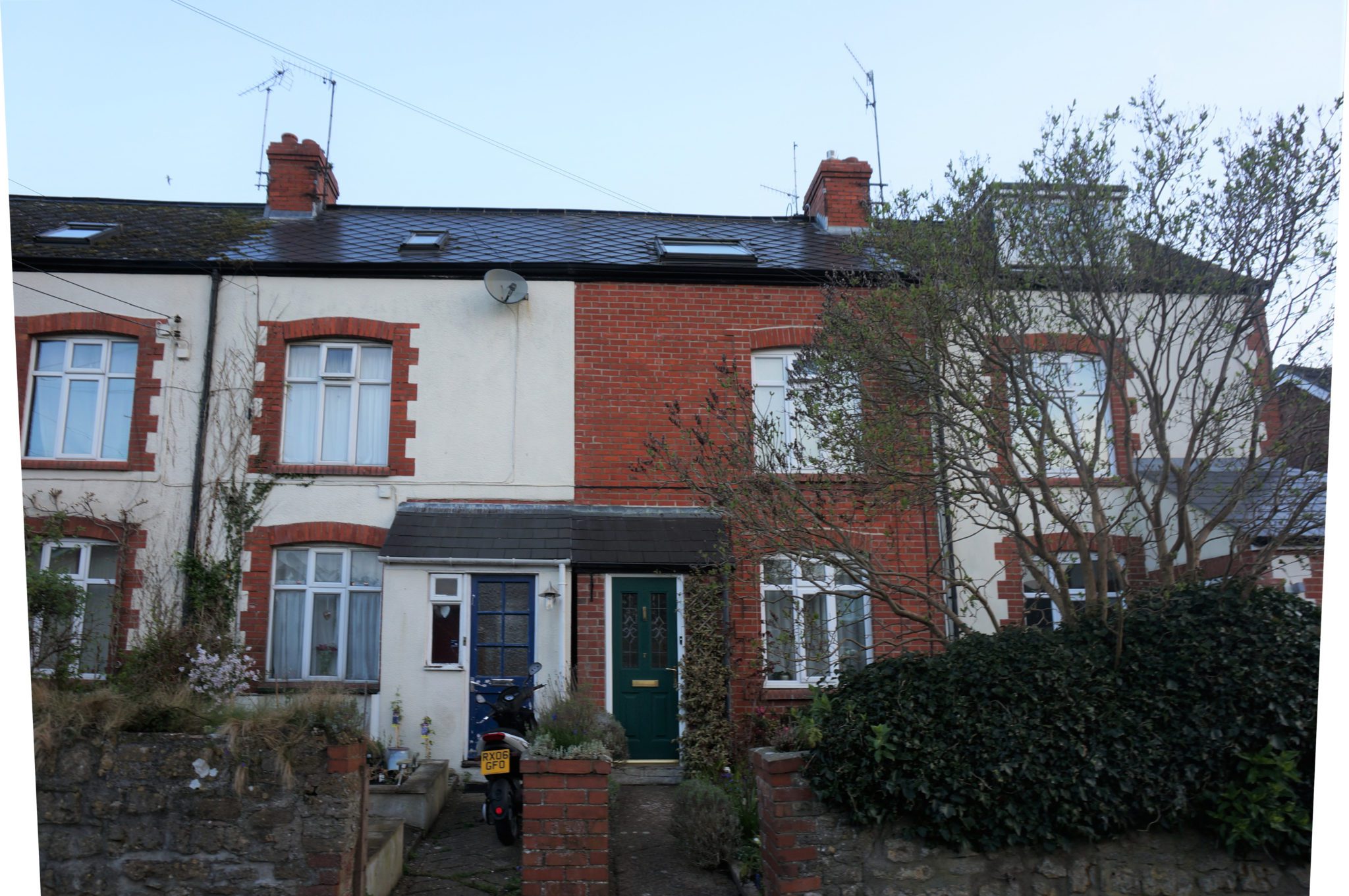 Bradpole (38) Bridport & West Bay